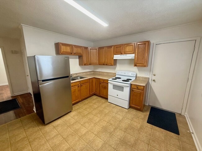 Photo - Two bedroom, 1 bath house in Burlington