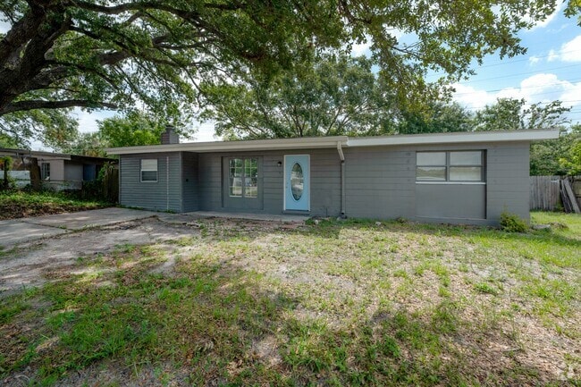 Building Photo - 2026 Windsor Way Rental