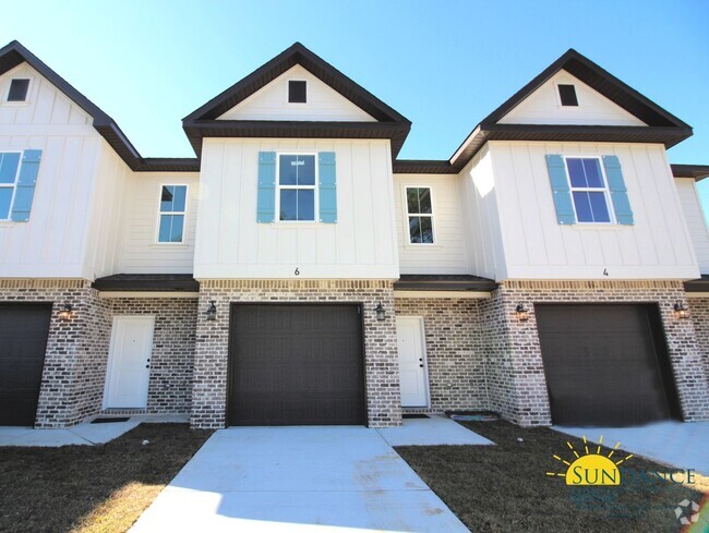 Building Photo - Gorgeous Townhome in Fort Walton Beach