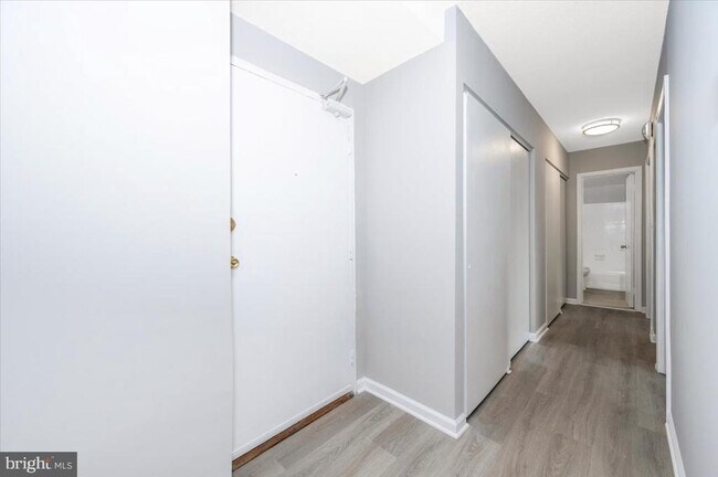 Photo - 4410 Oglethorpe St Unit 106