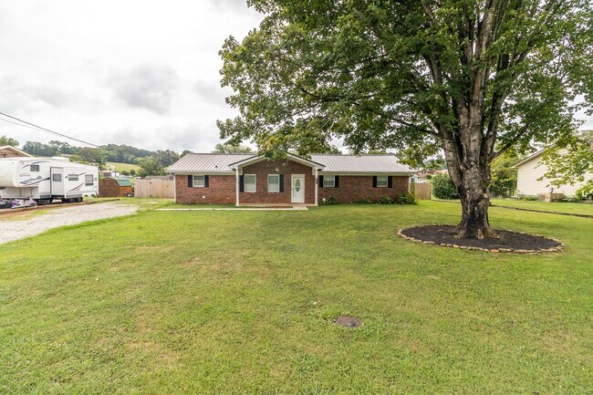 Photo - 2821 Vicksburg Ln