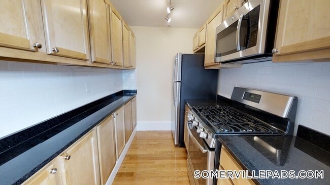 50 Lowell St Unidad 2