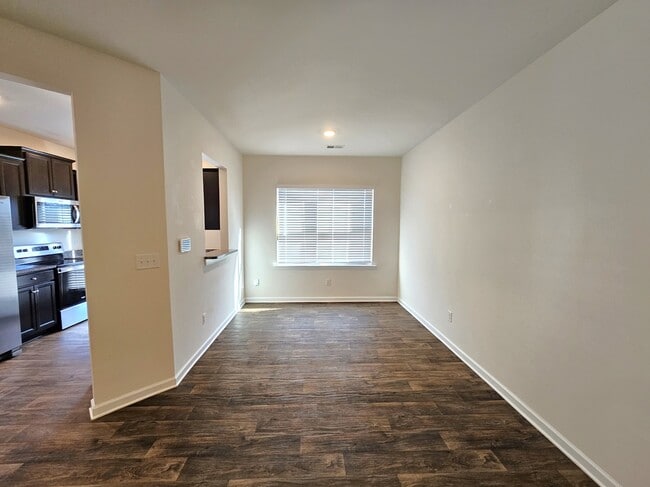 Photo - 211 Belmar Rd