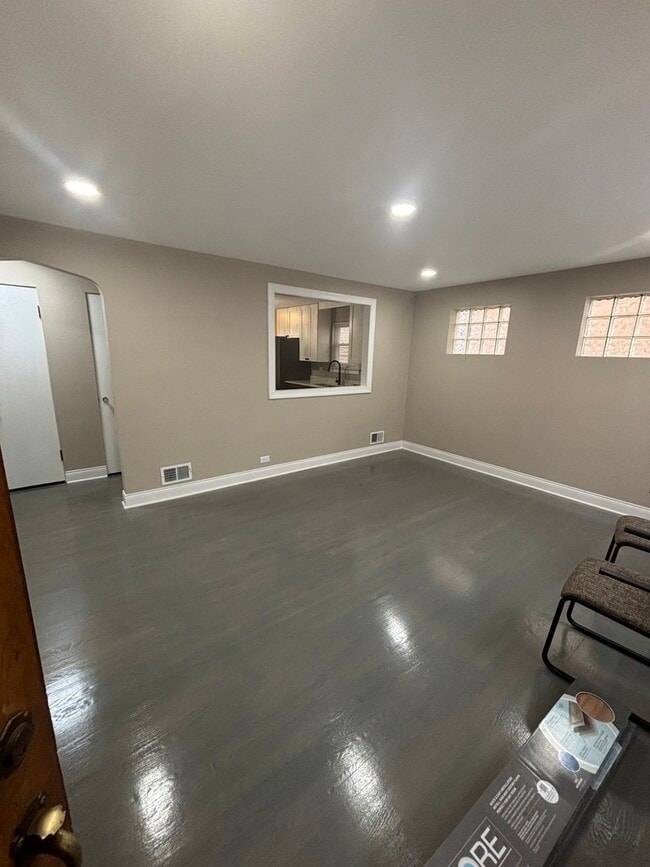 Photo - 3334 Prairie Ave