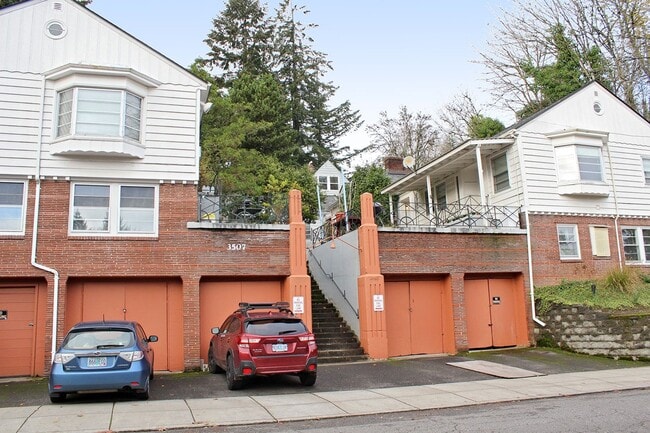 Photo - 3507 SW 11th Ave Unit 7