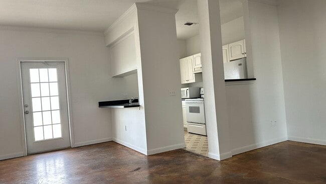 Photo - 860 N Orange Ave Unit 463