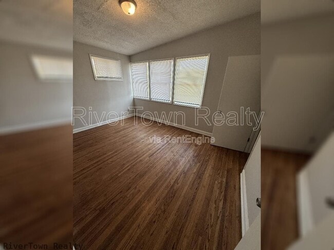 Photo - 1778 Brown Ave