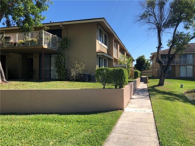 Photo - 410 NW 214th St Unit 105