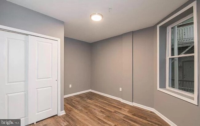 Photo - 207 S 49th St