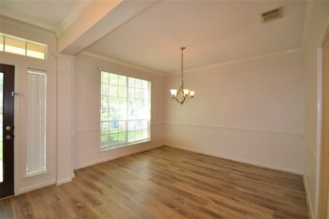 Building Photo - 5007 Bellmead Dr
