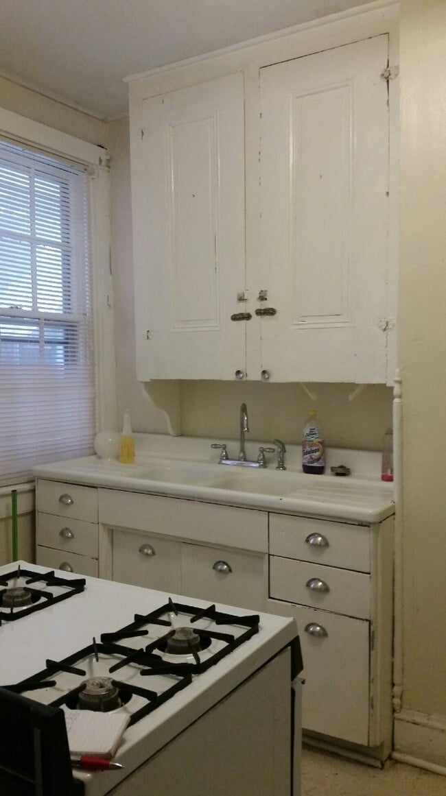 Photo - 44 S Prince St Unit 1