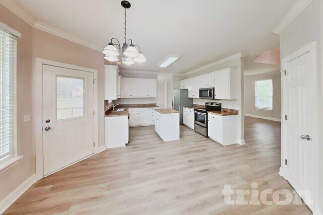 1705 Walden Ct