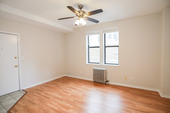 Photo - 6157 N Kenmore Ave Unit #508