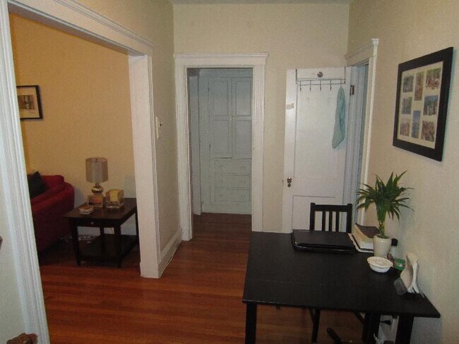 Photo - 185 Chestnut Hill Ave Unidad 09