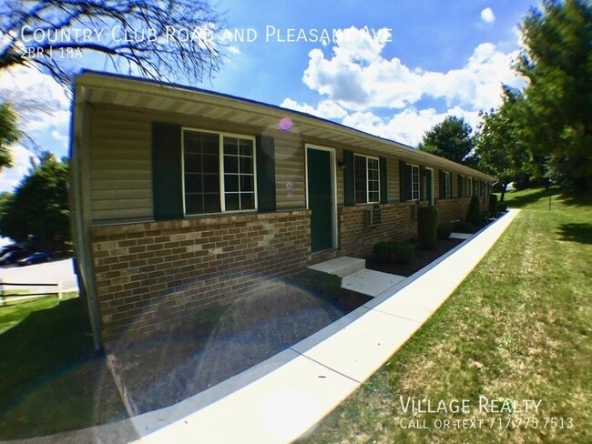 Photo - 605 Country Club Rd Unit B