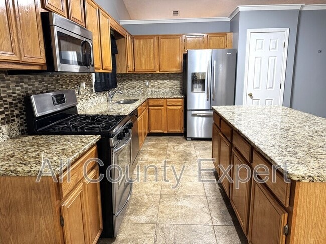 Photo - 915 Prestonwood Dr