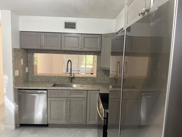 Photo - 3130 Millwood Ter Unit 1130