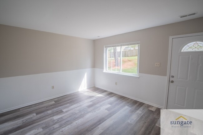 Photo - 6449 Union Ct