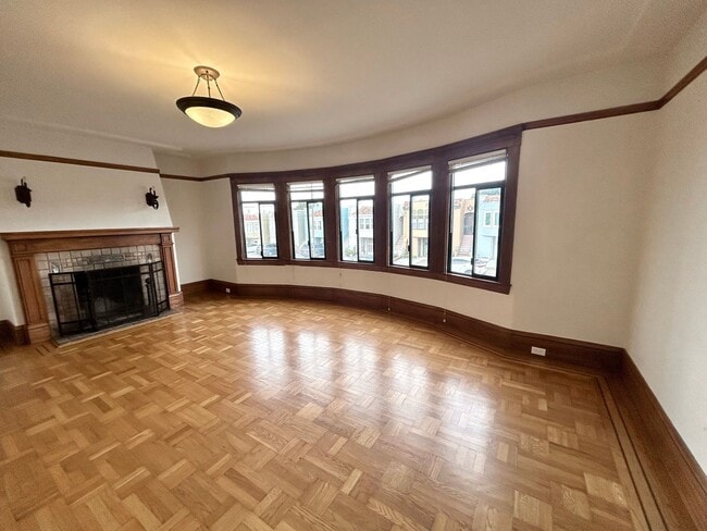 Building Photo - Charming Parkside 2bd/2bth Home