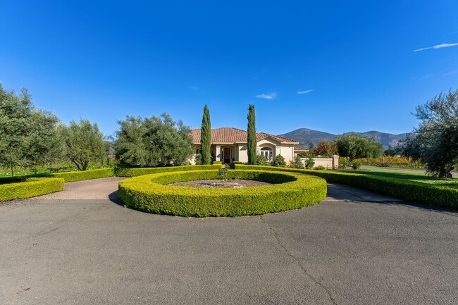 Photo - Monticello Road Home with Scenic Vineyard Views