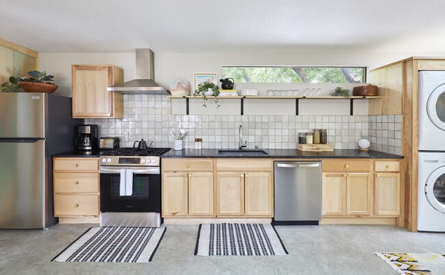 Photo - 2861 Agua Fria St Unidad ID1326845P