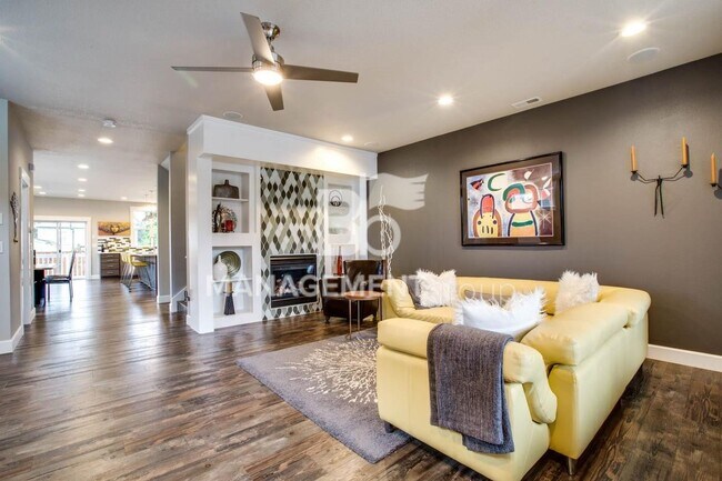 3605 NE 14th Ave