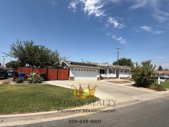 Photo - 1836 W School Ave