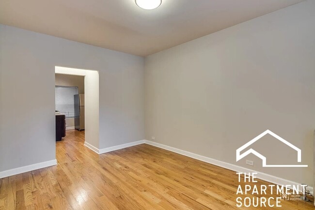 Photo - 838 E 53rd St Unit 2w
