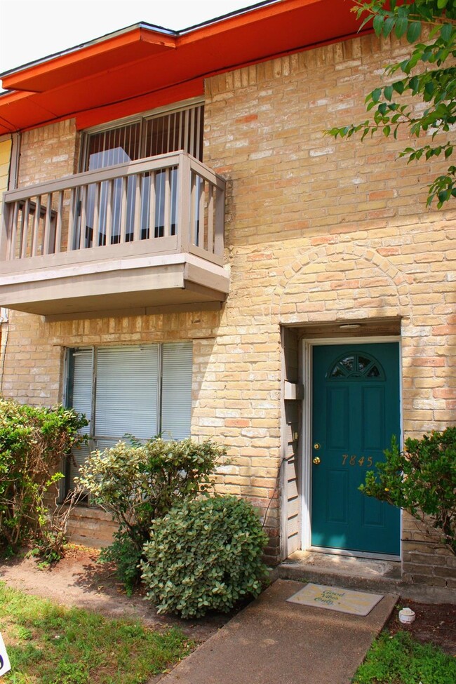 Photo - 7845 Fuqua St Townhome