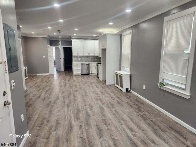 Photo - 575 N 9th St