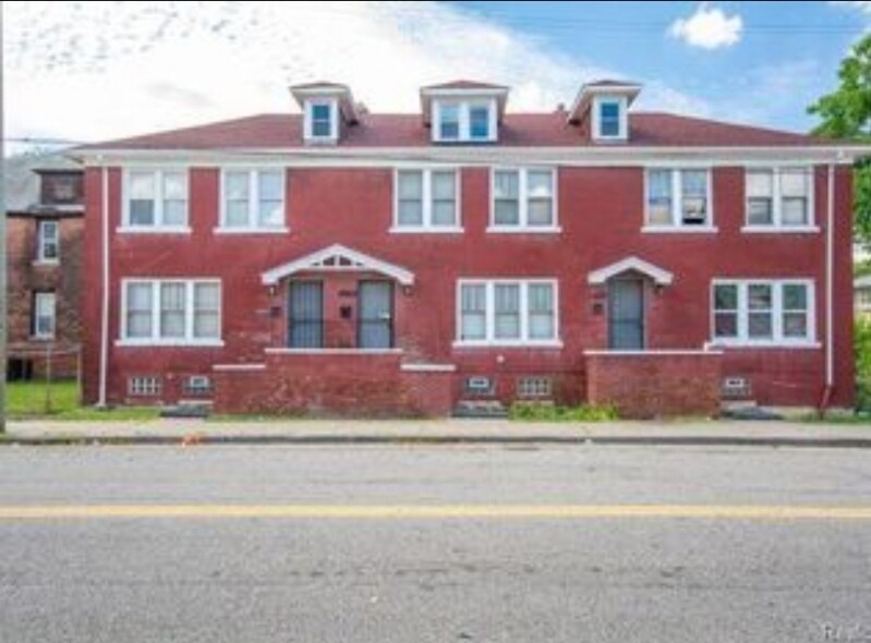 Photo - 11521 Brush St