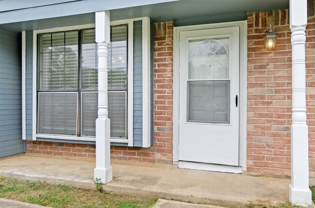 Photo - 24206 Running Iron Dr