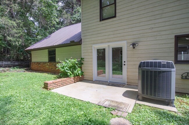 Photo - 306 Boring Chapel Rd