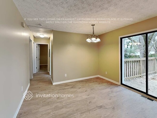 Photo - 258 Palms Ln SW