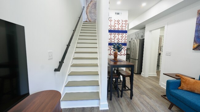 Photo - 6305 Shannon Pkwy