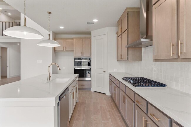 Photo - 407 Mathis Lk Ct