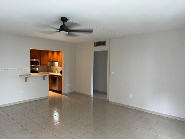 Photo - 301 Sunrise Dr Unidad 2AE