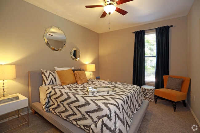 2BR, 2BA - Capital Peak - The Metro Apartments