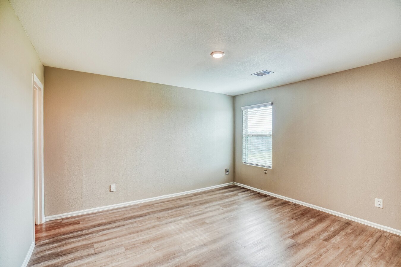 Photo - 3363 Avary River Ln