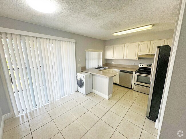 Building Photo - 4411 Treehouse Ln