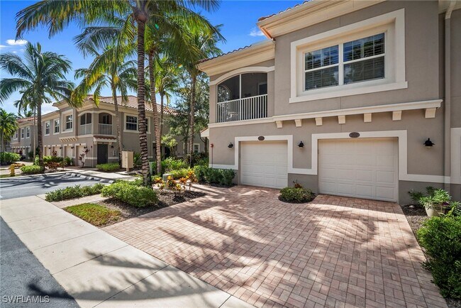 23520 Alamanda Dr Unit 202