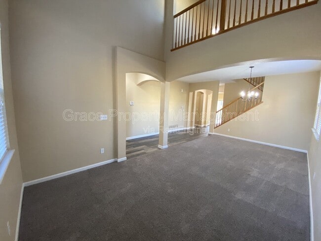 Photo - 239 Bristlecone St