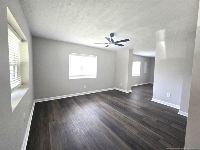 Photo - 874 W Orange St