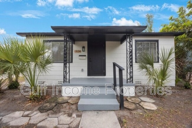 Building Photo - 1934 18th Ave S Rental