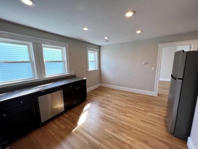 Photo - 344-346-346 Hyde Park Ave