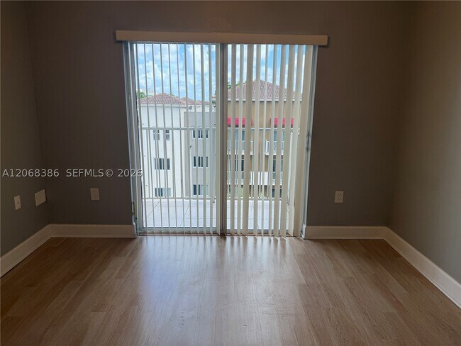 Photo - 11060 SW 196th St Unit 511