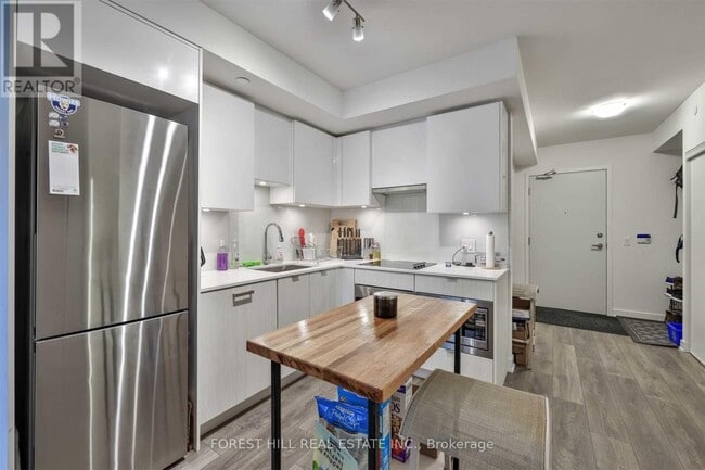 Photo - 195 Redpath Ave Unit 806