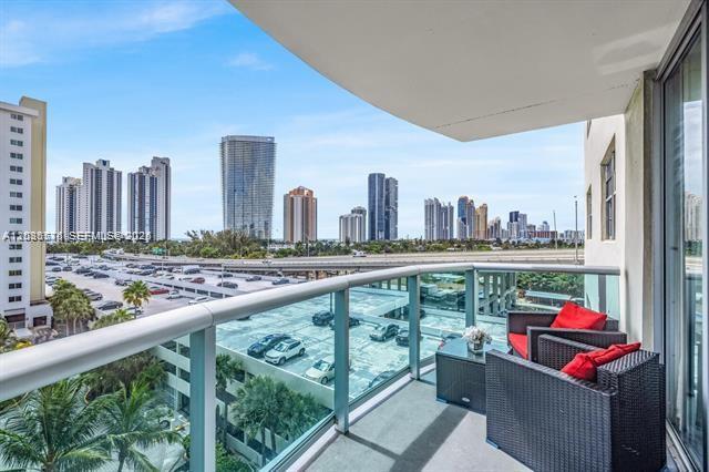 Photo - 19390 Collins Ave Unidad 702