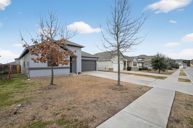 Photo - 161 Flexus Ln