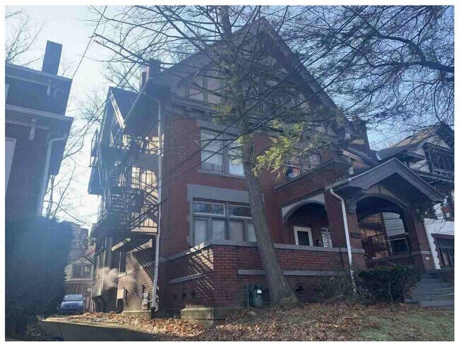 5826 Darlington Rd #4 Unit 4
